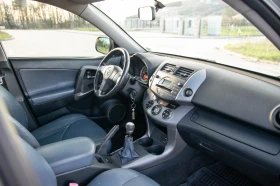 Toyota Rav4 2.2D4d кожа, снимка 12