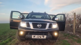 Nissan Navara Внос UK 2 ключа, Щора, Камера, снимка 5