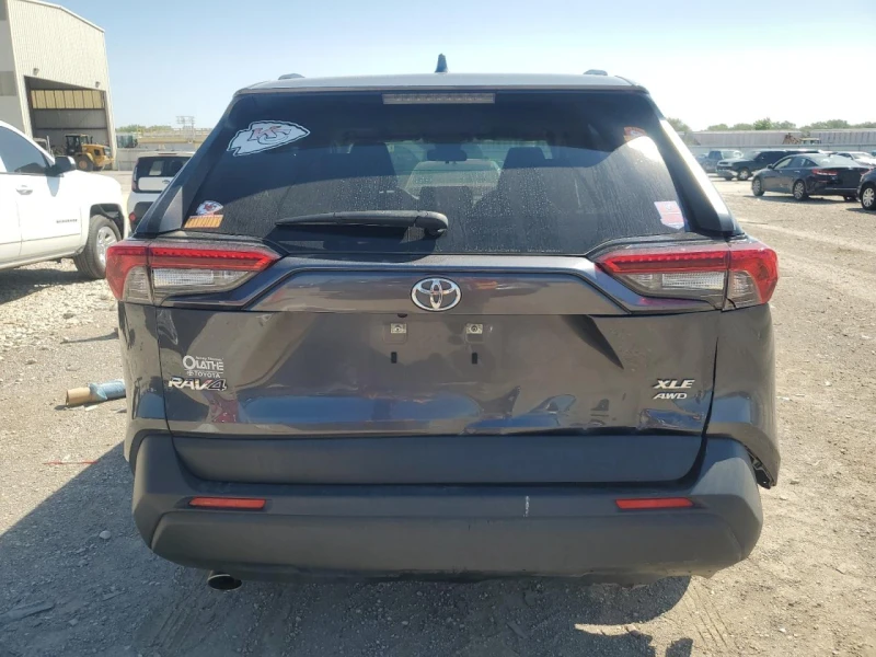 Toyota Rav4 Xle 2.5L * AWD * LED * Дистроник, снимка 4 - Автомобили и джипове - 48092732