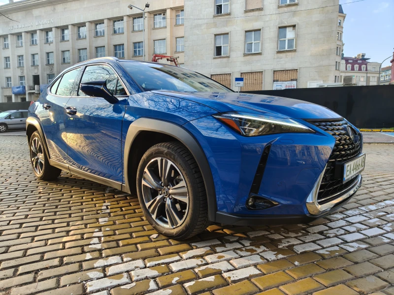 Lexus UX 300e
