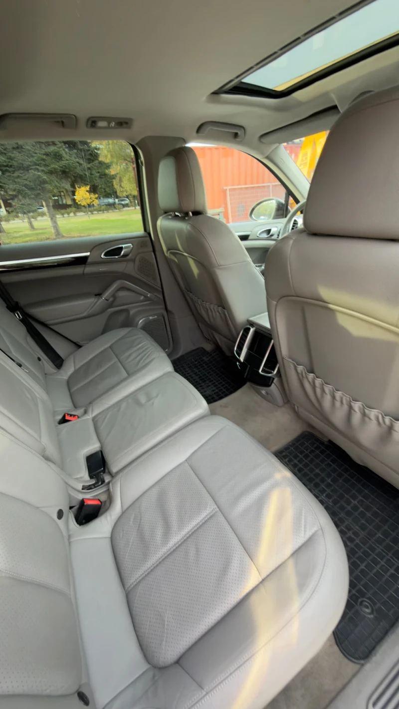Porsche Cayenne, снимка 4 - Автомобили и джипове - 52317114