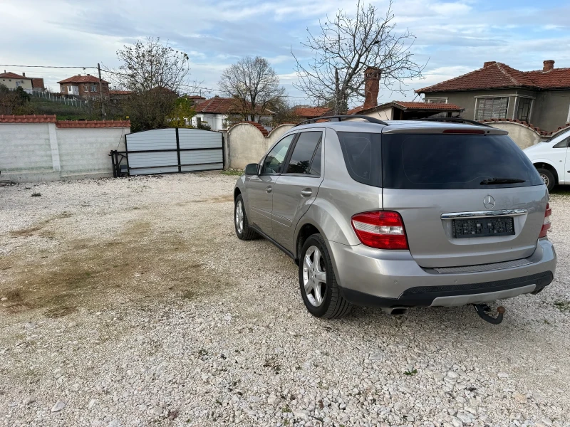 Mercedes-Benz ML 280 3000куб.Нави-Кожа-Подгрев-Алкантар, снимка 4 - Автомобили и джипове - 52487731