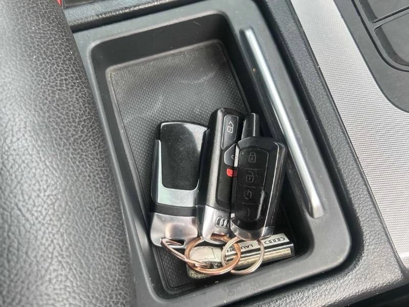 Audi Q5 * TECHNIK * 2 КЛЮЧА * 360 * PANO * ПОДГРЕВ, снимка 12 - Автомобили и джипове - 54812268