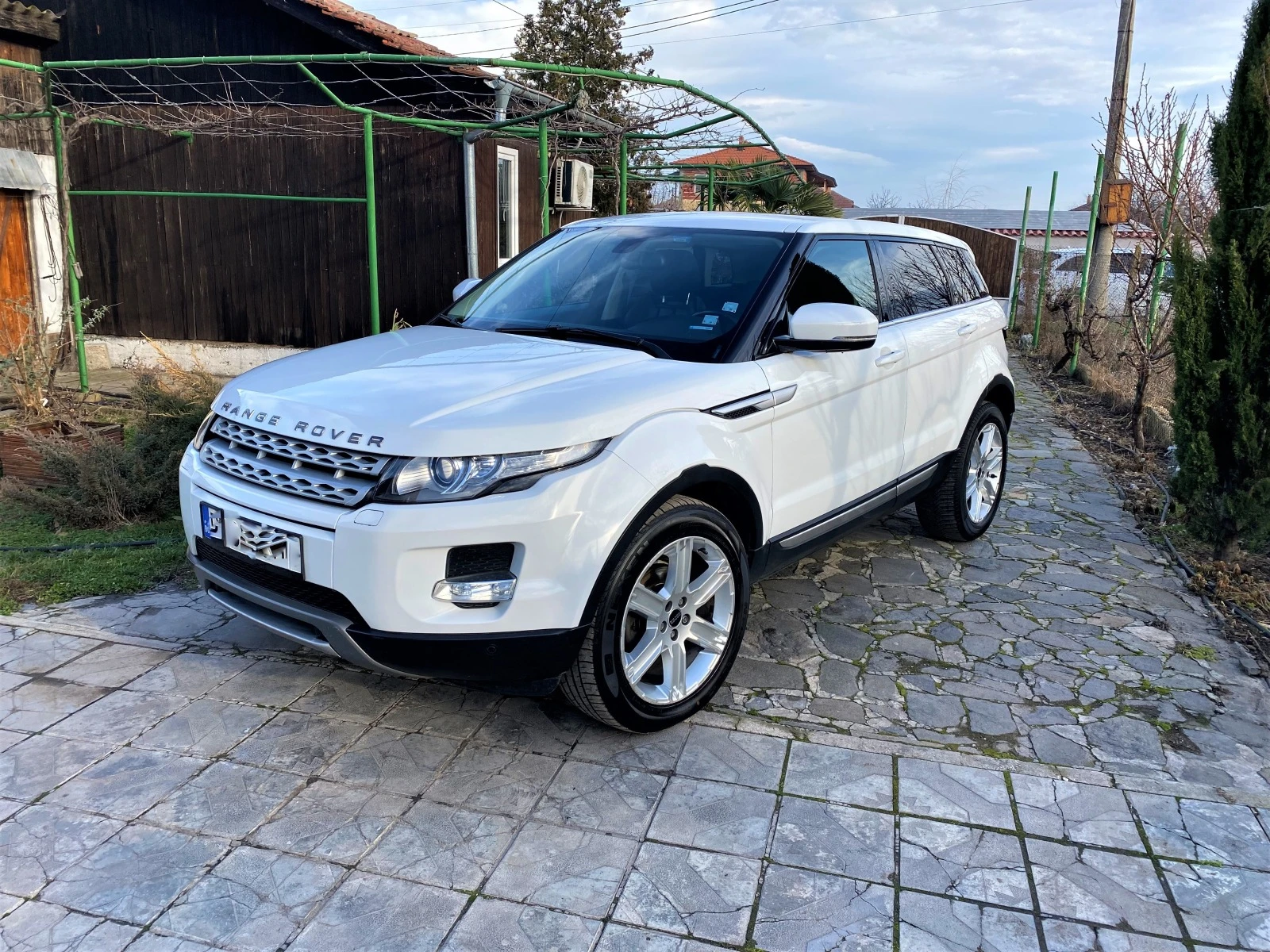 Land Rover Range Rover Evoque 2.2SD4 190кс Panorama, снимка 1