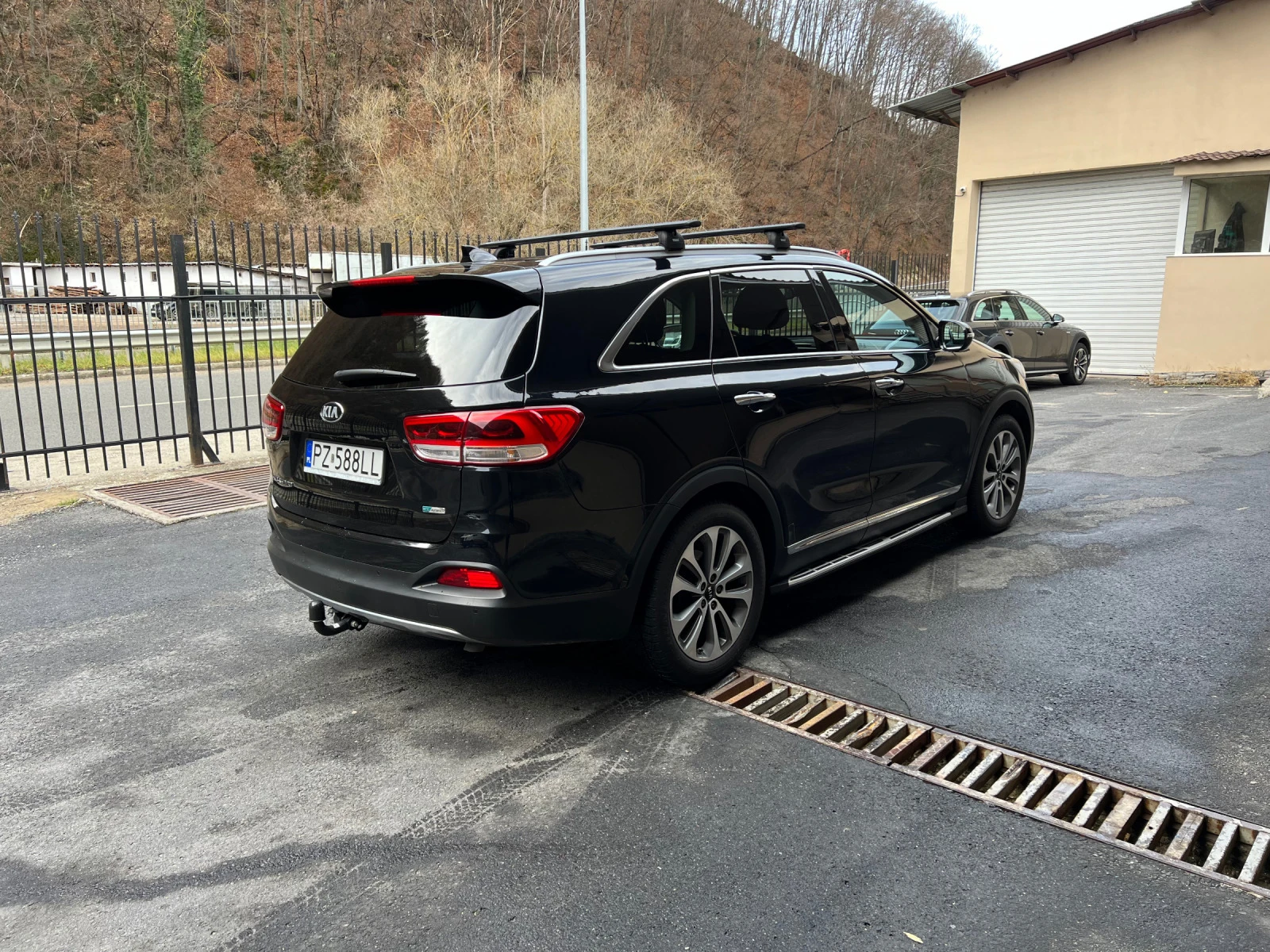 Kia Sorento 2.2CRDI AWD PLATINUM - изображение 3