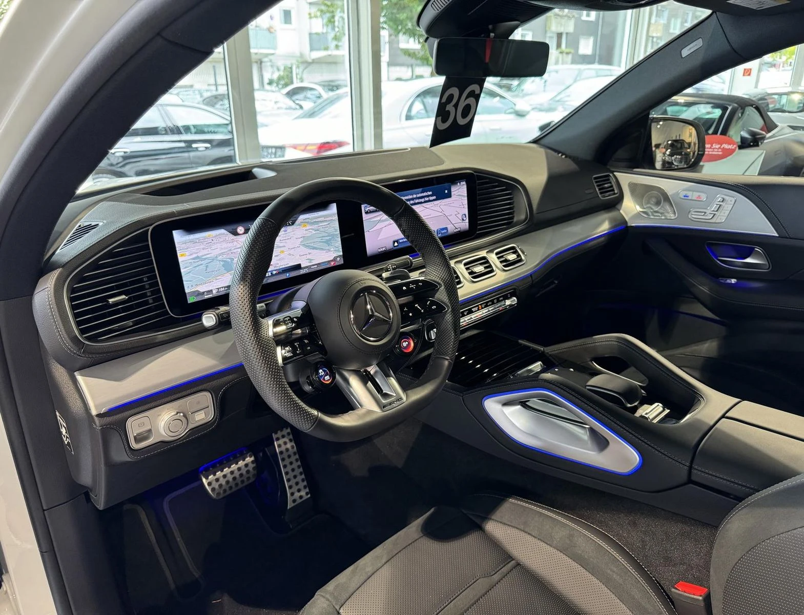 Mercedes-Benz GLE 53 4MATIC AMG/FACELIFT/COUPE/DESIGNO/NIGHT/PANO/BURM/360/ - изображение 10