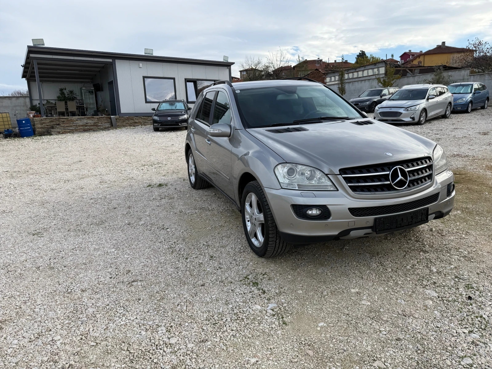 Mercedes-Benz ML 280 3000куб.Нави-Кожа-Подгрев-Алкантар - изображение 8