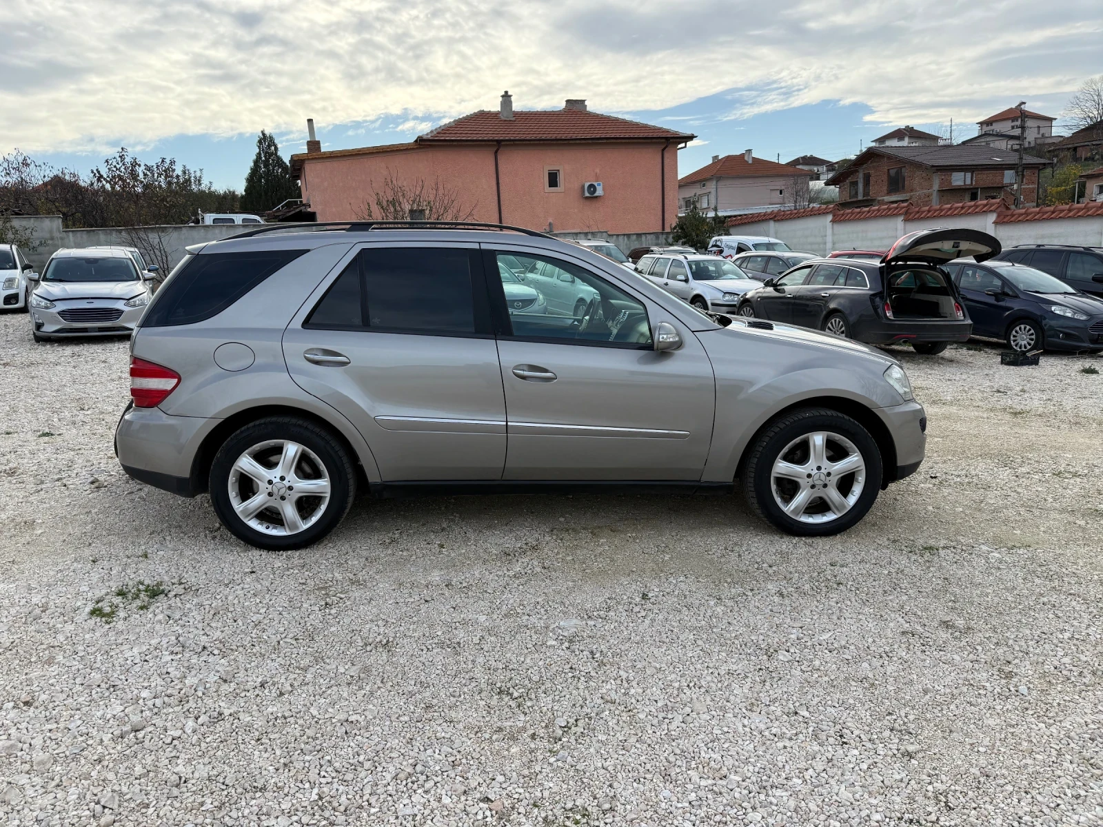 Mercedes-Benz ML 280 3000куб.Нави-Кожа-Подгрев-Алкантар - изображение 7