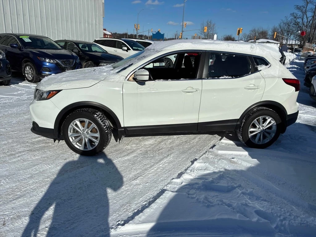 Nissan Qashqai * AWD CVT * CARFAX * ЦЕНА ДО БГ - изображение 2