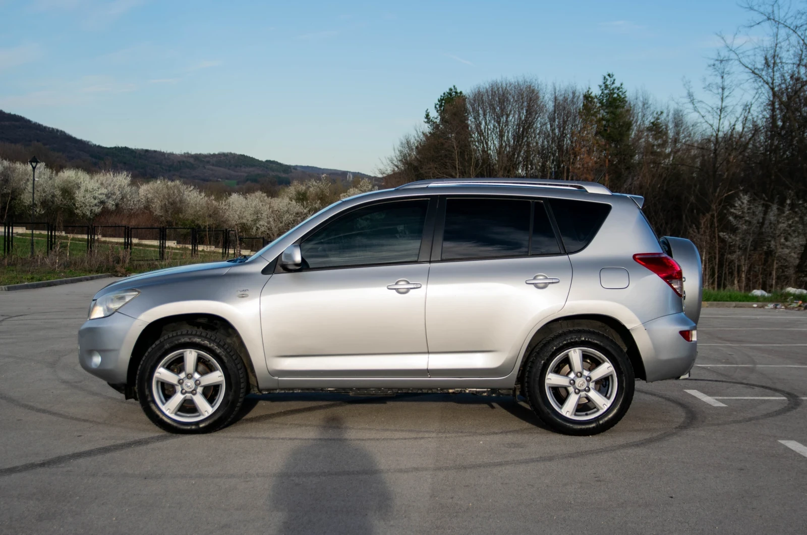 Toyota Rav4 2.2D4d кожа, снимка 8 - Автомобили и джипове - 54597626