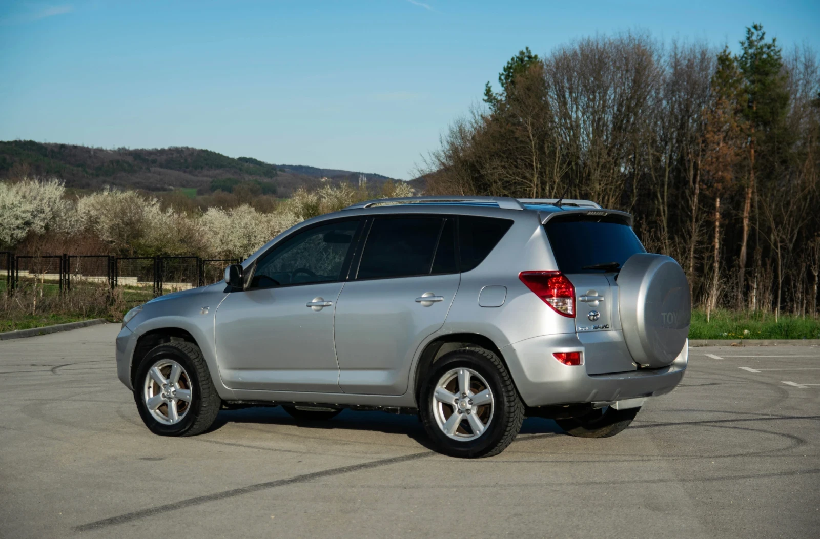 Toyota Rav4 2.2D4d кожа, снимка 7 - Автомобили и джипове - 54597626