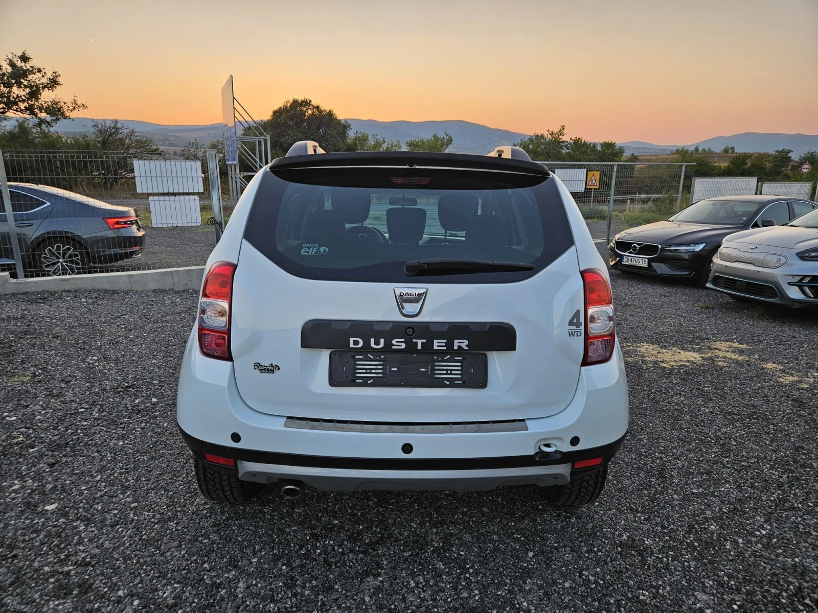 Dacia Duster 1.5dci 4x4 Euro6 | Mobile.bg � ����������� 6