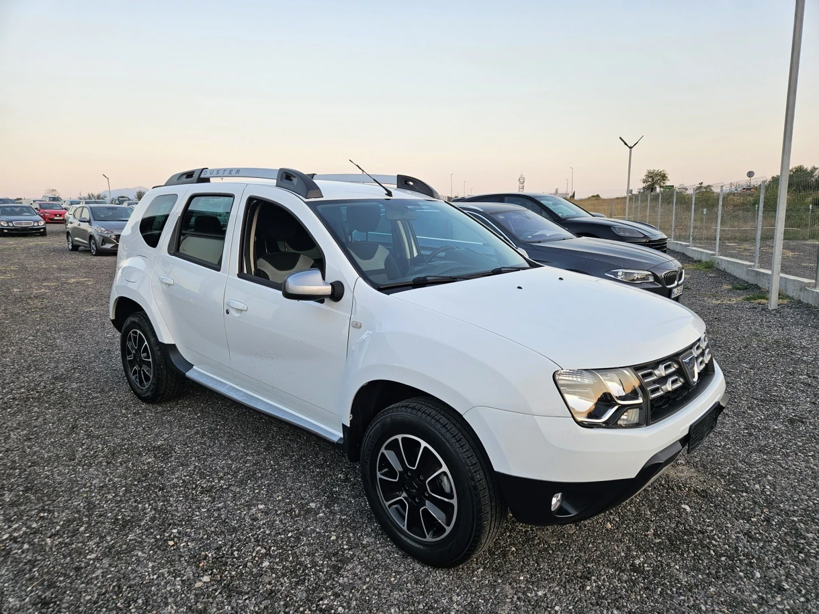 Dacia Duster 1.5dci 4x4 Euro6 | Mobile.bg � ����������� 9