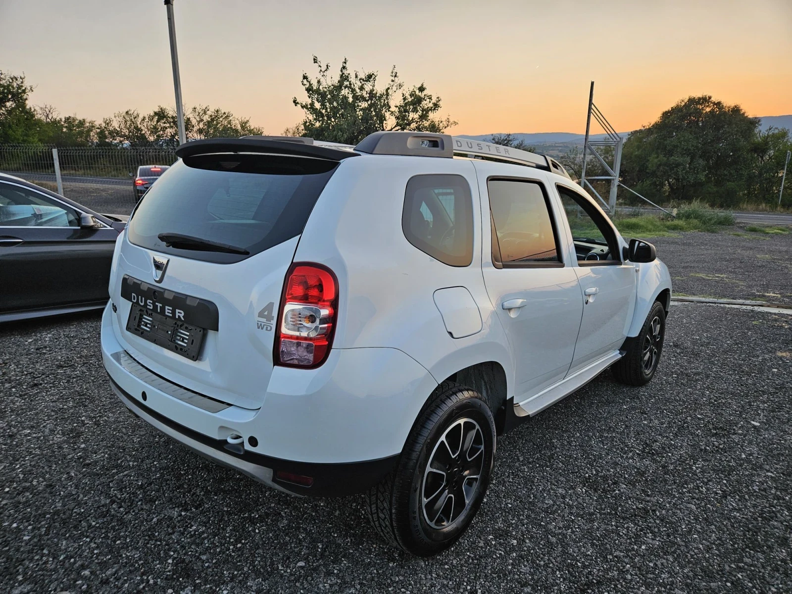 Dacia Duster 1.5dci 4x4 Euro6 | Mobile.bg � ����������� 5