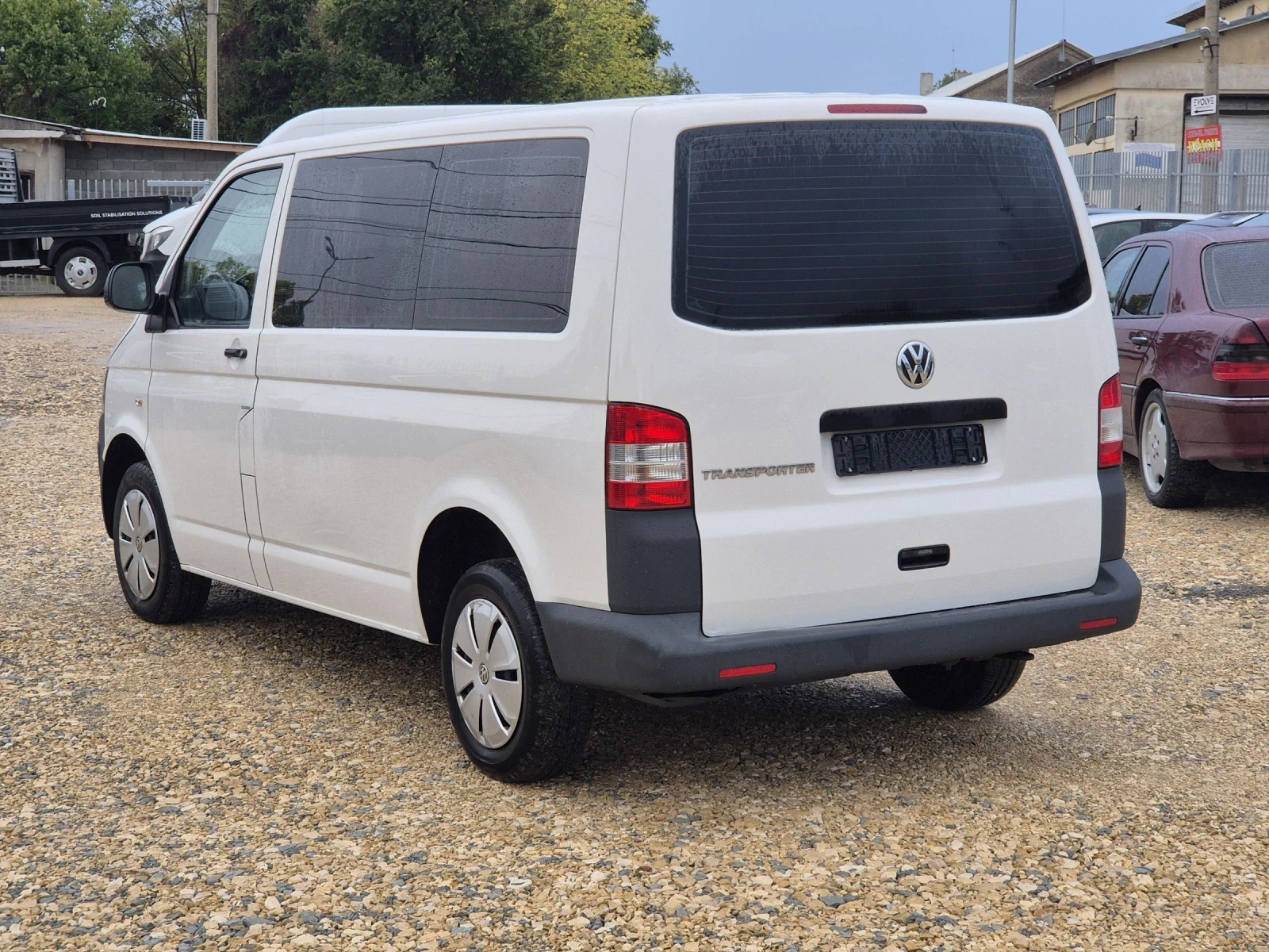 VW Transporter 2.0i Trendline 9 PERSON  - изображение 7