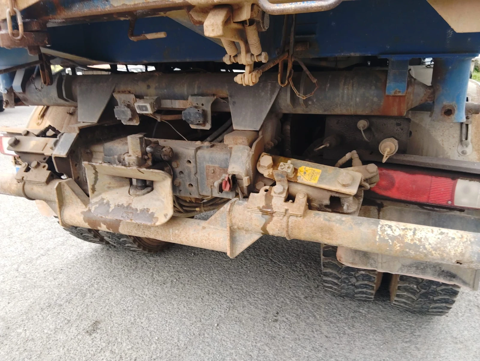 Renault Premium 370dxi самосвал снегорин , снимка 13 - Камиони - 56389125