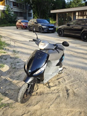  Piaggio Zip