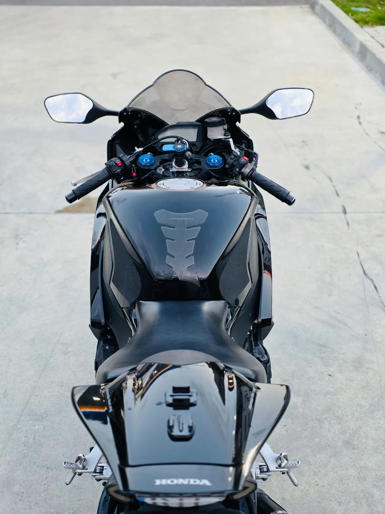 Honda Cbr 1000 rr, снимка 6 - Мотоциклети и мототехника - 56179366