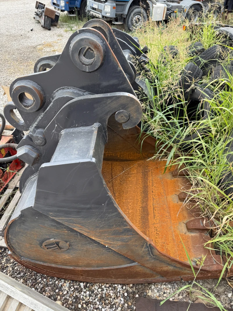 Допълнително оборудване Друг вид ХИДРАВЛИЧЕН БЪРЗОСМЕННИК С КОФА 160СМ, снимка 2 - Индустриална техника - 51444465