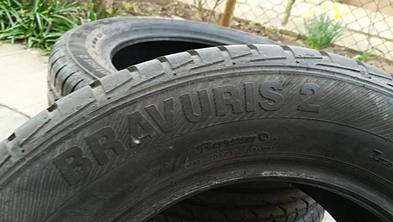 Гуми Летни 205/60R15, снимка 7 - Гуми и джанти - 24779512