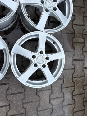 Джанти за Hyundai I30, снимка 4 - Гуми и джанти - 52538635