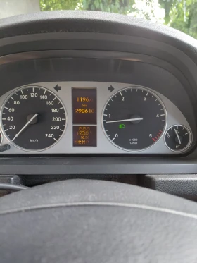 Mercedes-Benz B 200 B200, снимка 14