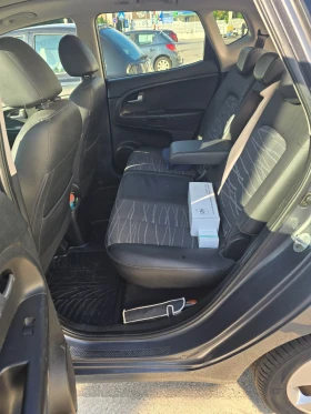 Kia Venga 1.6 i, снимка 7