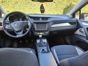 Toyota Avensis, снимка 7 - Автомобили и джипове - 44297218