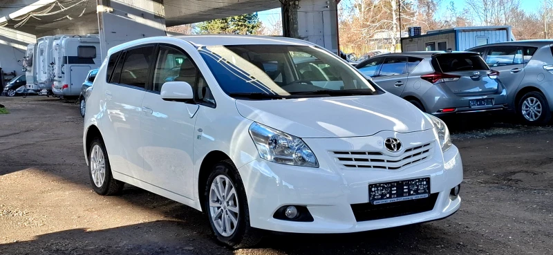 Toyota Verso NAVI, КАМЕРА, СЕРВ. ДОК., снимка 3 - Автомобили и джипове - 48367854