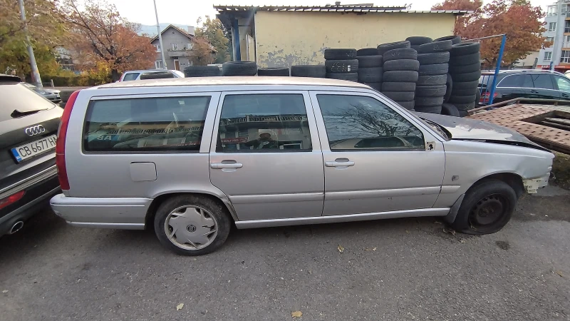 Volvo V70, снимка 7 - Автомобили и джипове - 48402797