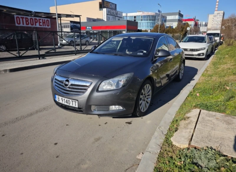 Opel Insignia 2.0 T, снимка 4 - Автомобили и джипове - 49425518