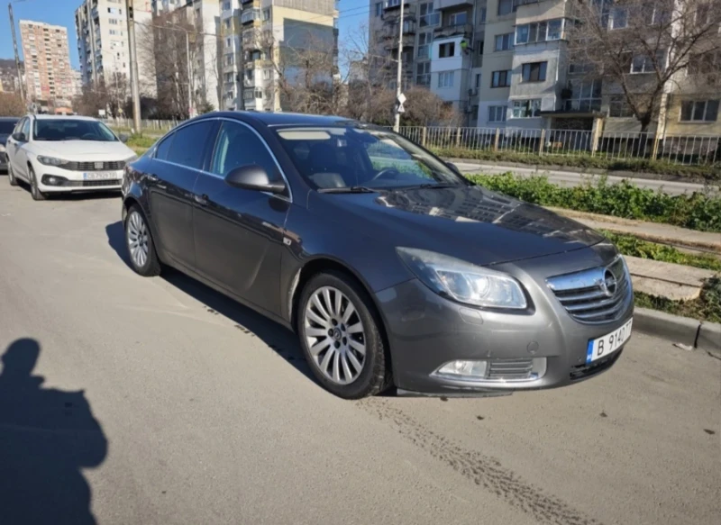 Opel Insignia 2.0 T, снимка 3 - Автомобили и джипове - 49425518