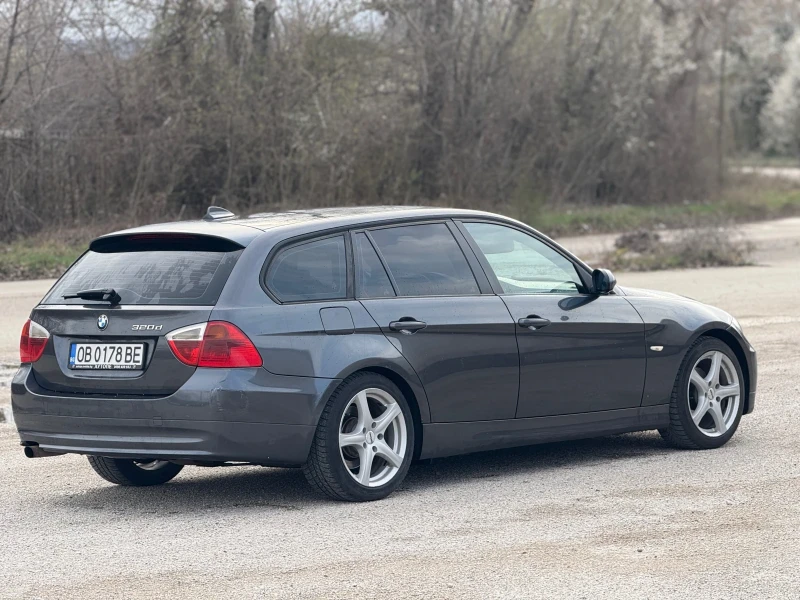 BMW 320 NAVI, XENON, снимка 7 - Автомобили и джипове - 49548916