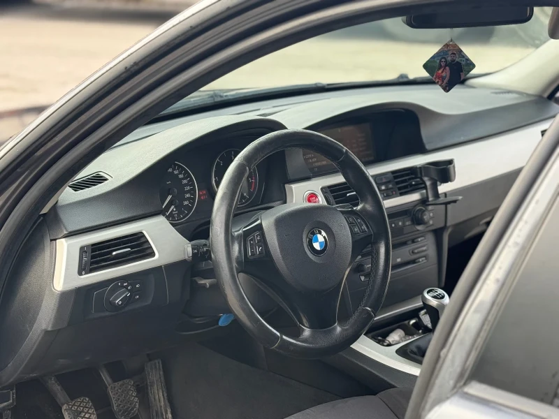 BMW 320 NAVI, XENON, снимка 8 - Автомобили и джипове - 49548916