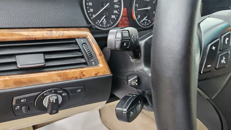 BMW 530 3.0 XD..FACE , снимка 14 - Автомобили и джипове - 51916129