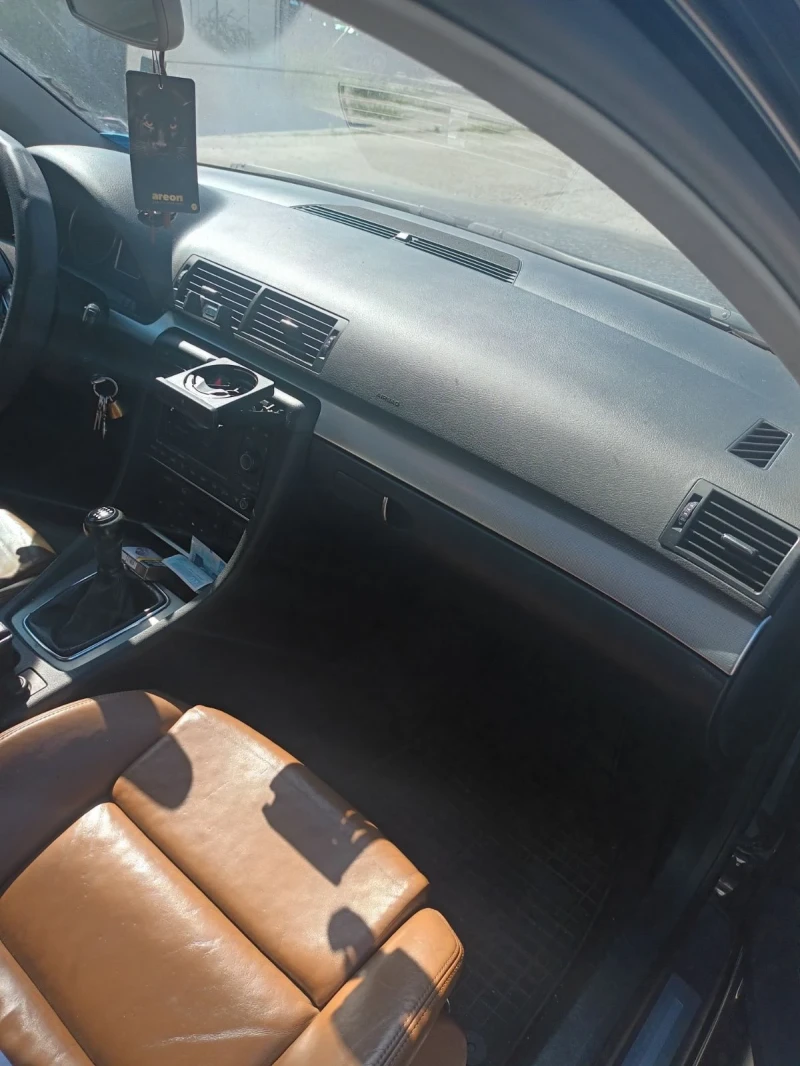 Audi A4 2.0 TDI, снимка 5 - Автомобили и джипове - 51527696