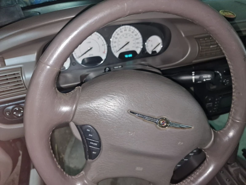 Chrysler Sebring, снимка 7 - Автомобили и джипове - 52352635
