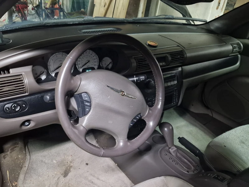 Chrysler Sebring, снимка 4 - Автомобили и джипове - 52352635