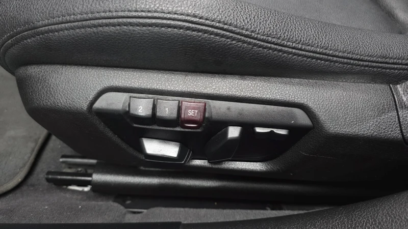 BMW 320 M-Performance EDITION autogeorge.com, снимка 15 - Автомобили и джипове - 52834552