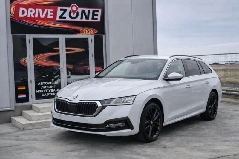 Skoda Octavia 2.0 TDI комби / DSG / Digital