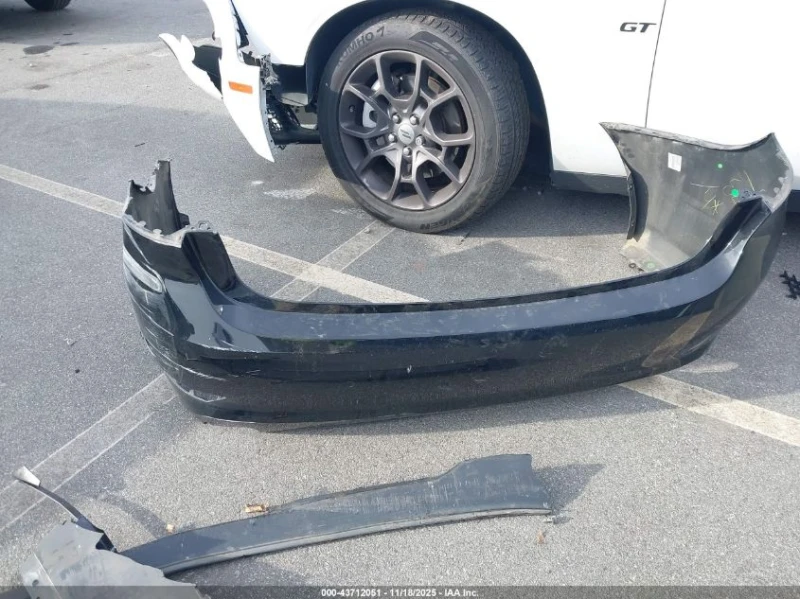 BMW 330 2l I, снимка 12 - Автомобили и джипове - 53465361