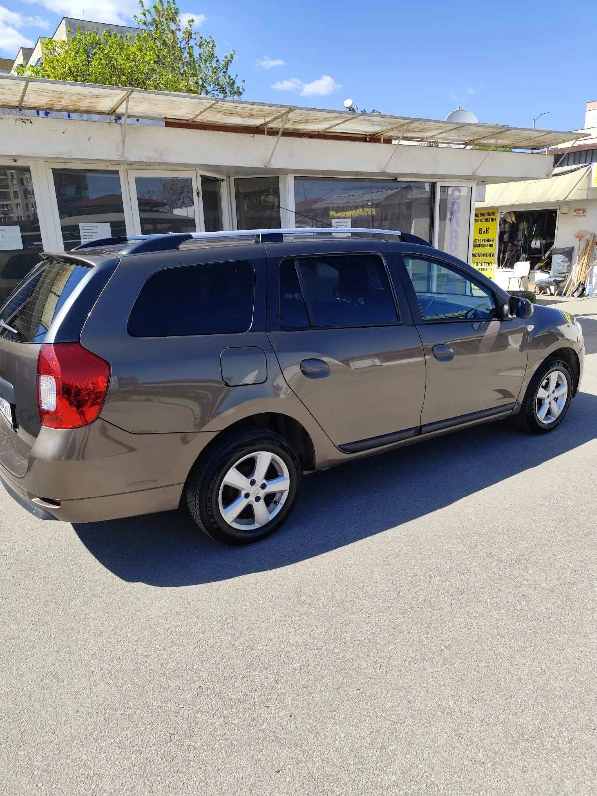Dacia Logan Комби  - изображение 3
