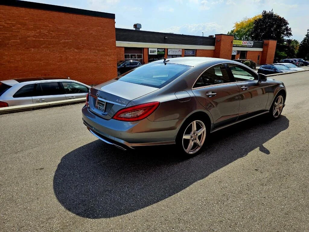 Mercedes-Benz CLS 550 4MATIC* AвтоКредит* (ЦЕНА ДО БГ) - изображение 4
