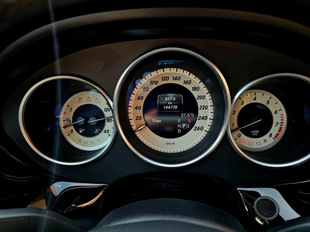 Mercedes-Benz CLS 550 4MATIC* AвтоКредит* (ЦЕНА ДО БГ) - изображение 10