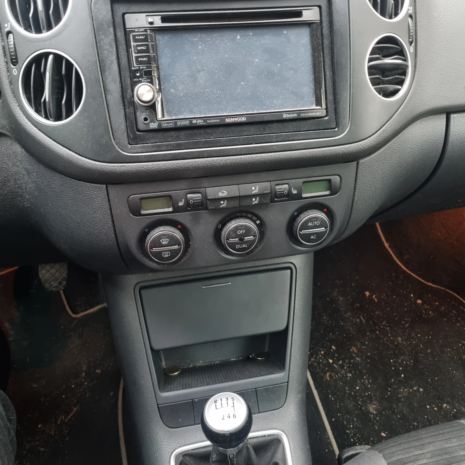 VW Golf Plus 1.9TDI 105kc 6скорости - изображение 6