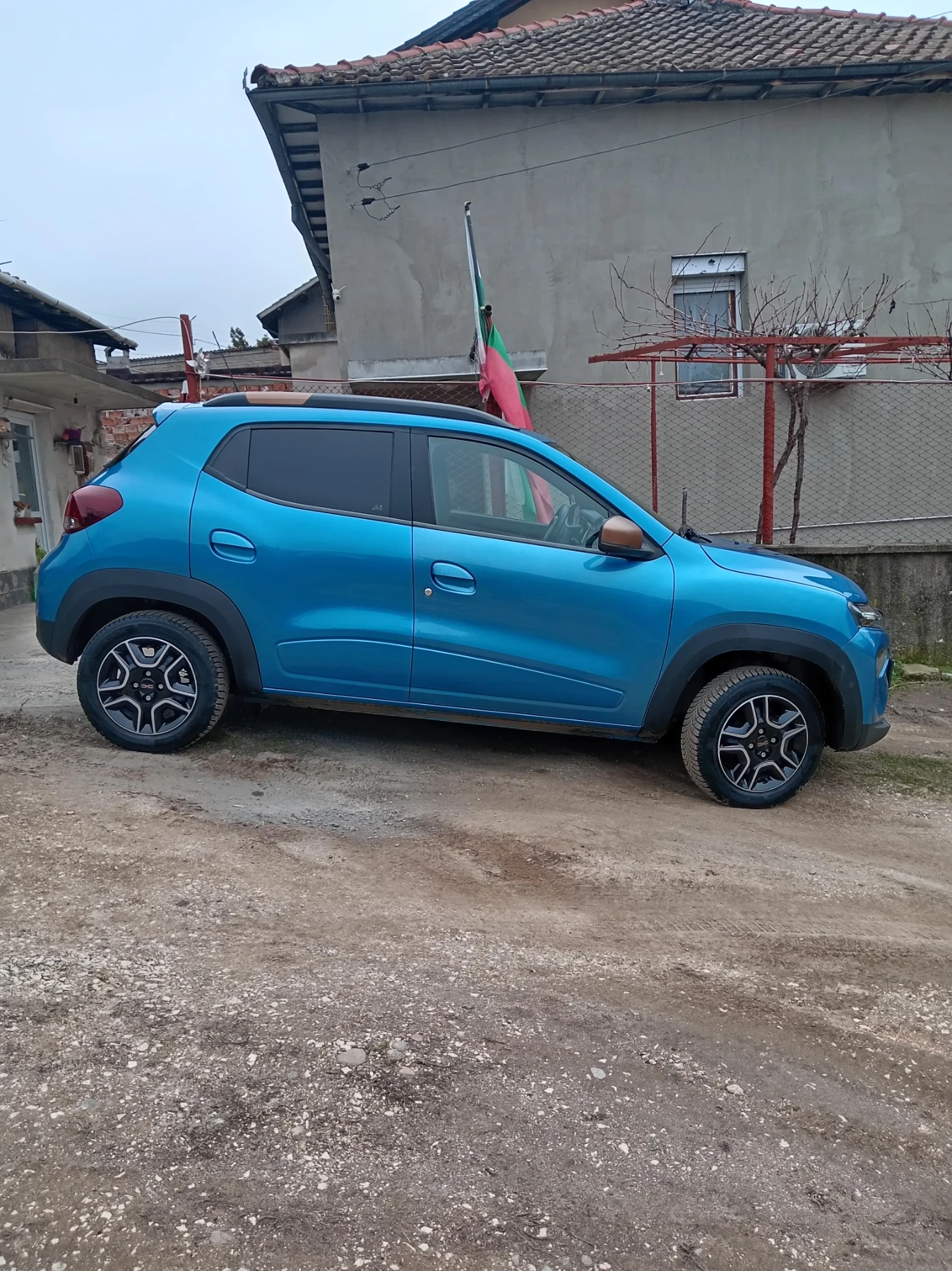 Dacia Spring  - изображение 2