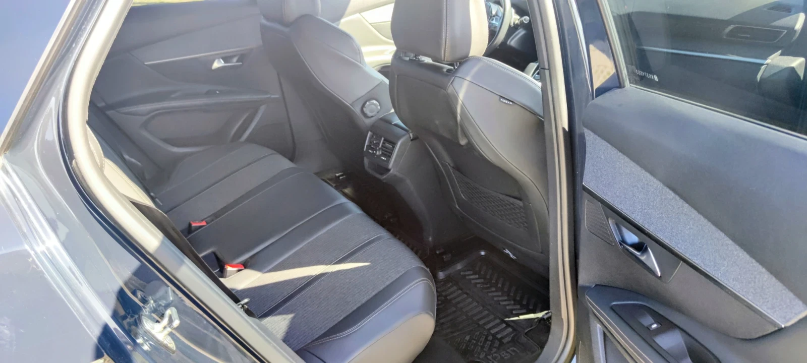 Peugeot 3008 GT line, снимка 15 - Автомобили и джипове - 53876539