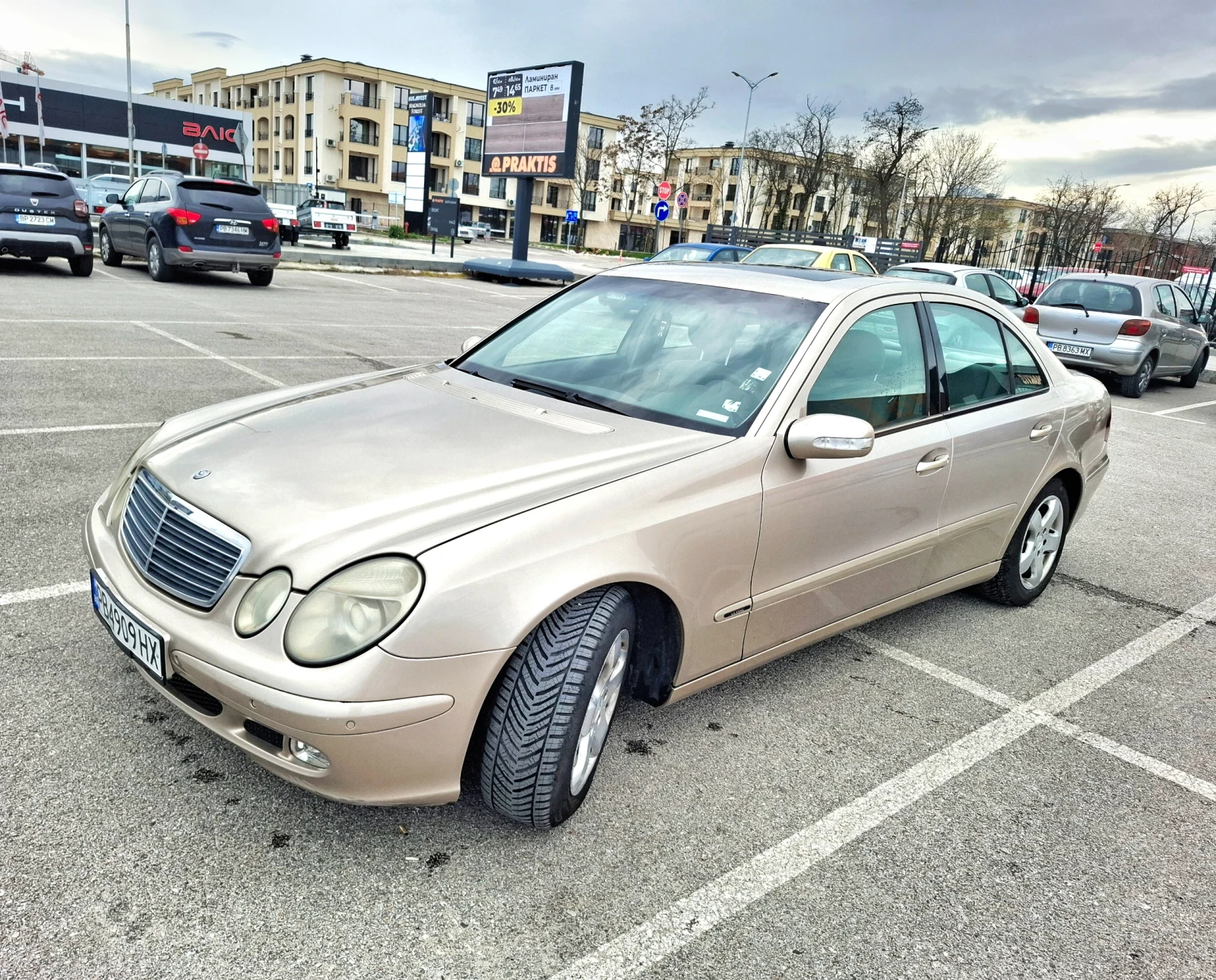 Mercedes-Benz E 200 Clasic cdi, снимка 2 - Автомобили и джипове - 54081999