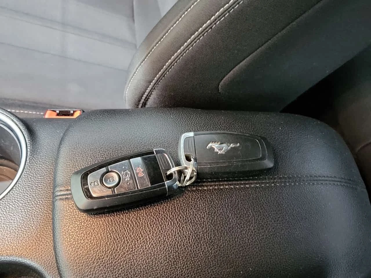 Ford Mustang * GT * NAVI* КАМЕРА* , снимка 14 - Автомобили и джипове - 54123261