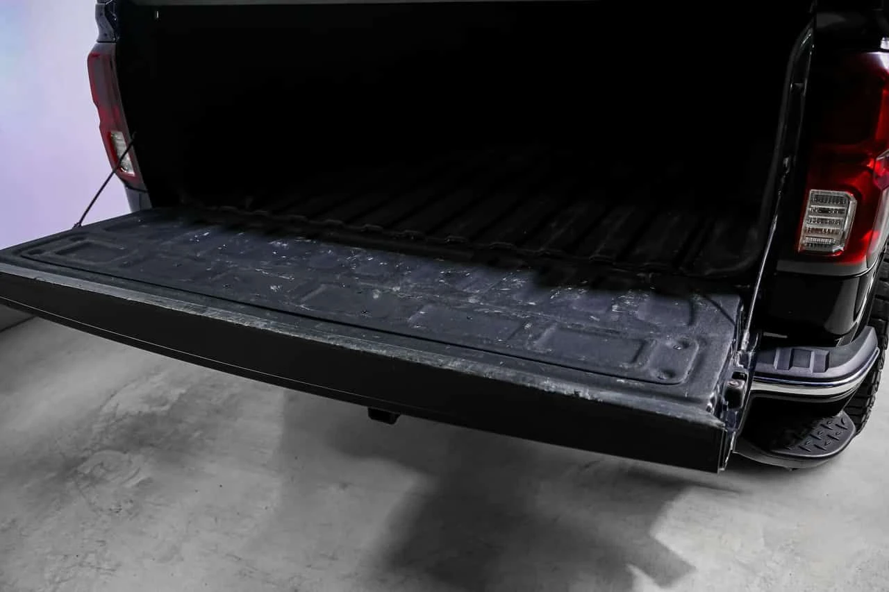 Chevrolet Silverado * LTZ * CARFAX * ���� �� �� | Mobile.bg � ����������� 12